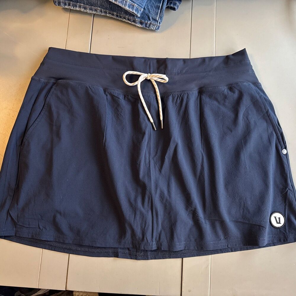 Vuori Women's Seabreeze Skirt/Skort Navy Blue Sz XL VW394